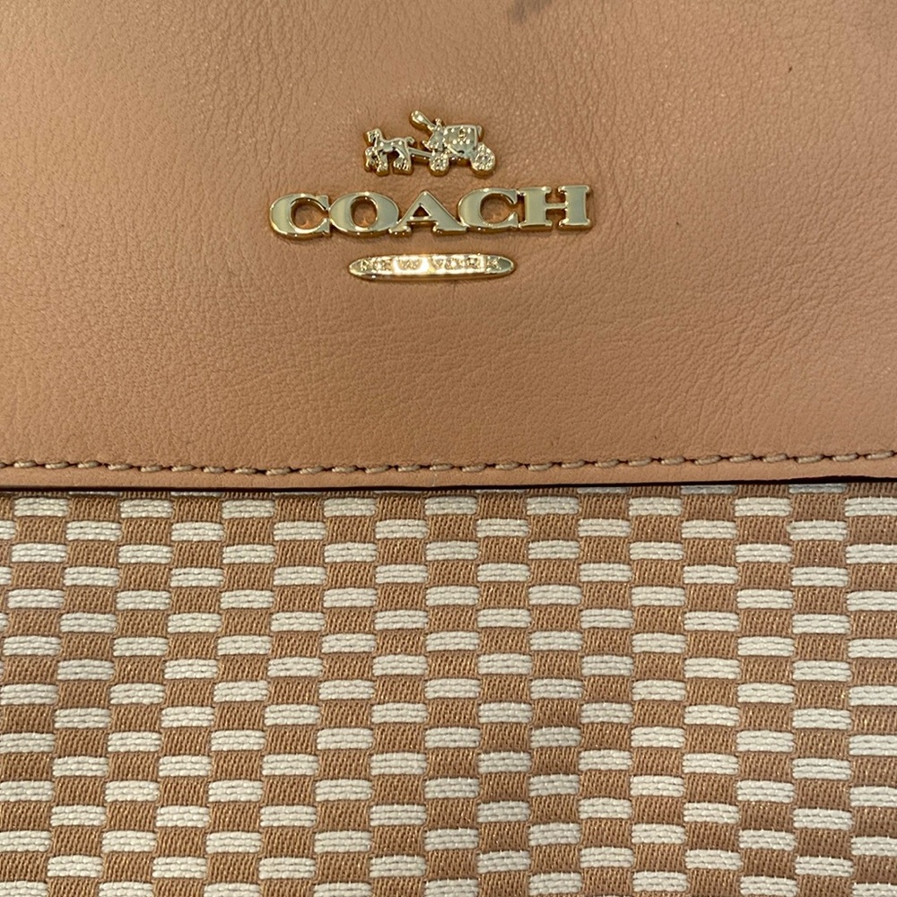 COACH Rare Color Lexy Legacy Jacquard Leather Shoulder Purse never used